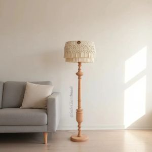 آباژور ایستاده چوبی با شید مکرومه پترن برگ