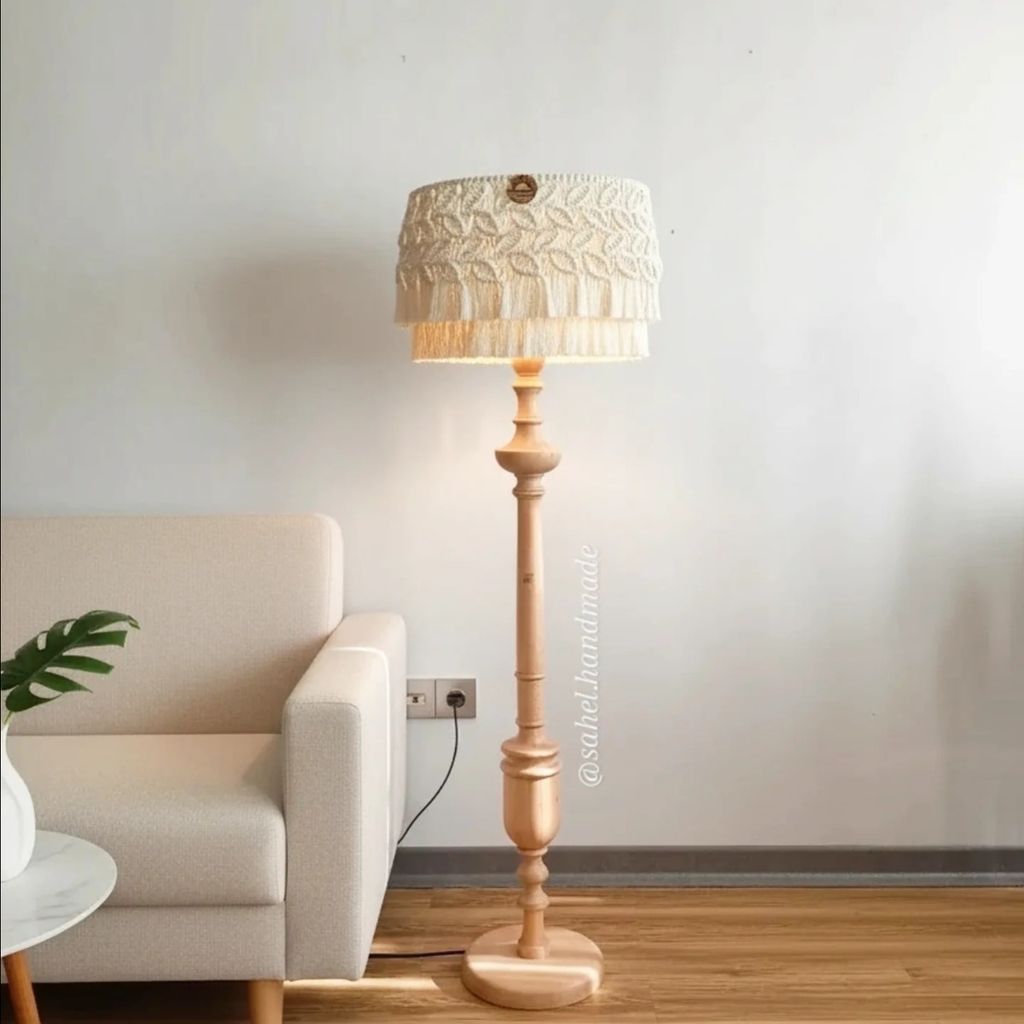 قیمت ارزان آباژور ایستاده چوبی با شید مکرومه پترن برگ