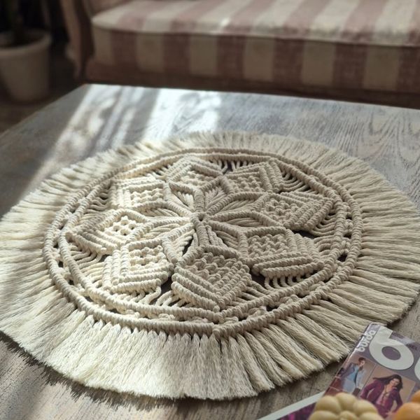 رومیزی مکرومه بافی مدل ترمه