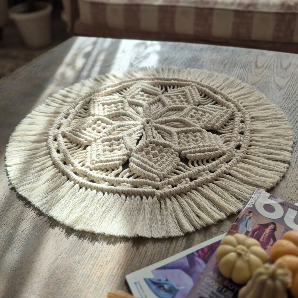 قیمت رومیزی مکرومه بافی مدل ترمه