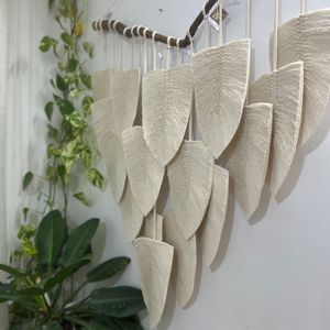 خرید انلاین دیوارکوب برگ مکرومه رنگ شیری مدرن