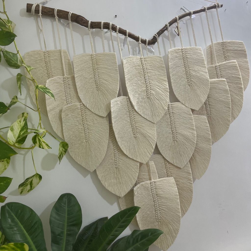 قیمت ارزان دیوارکوب برگ مکرومه رنگ شیری مدرن