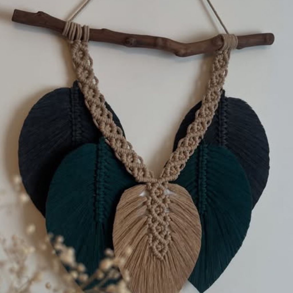 مشخصات دیوار کوب‌مکرومه بافی مدل چند رنگ