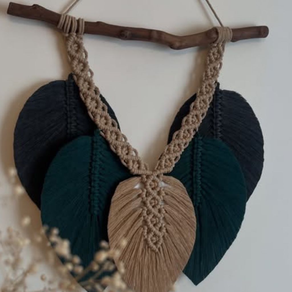 فروش اینترنتی دیوار کوب‌مکرومه بافی مدل چند رنگ