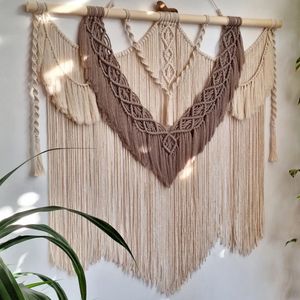 خرید اینترنتی دیوار کوب‌مکرومه بافی مدل سطنتی