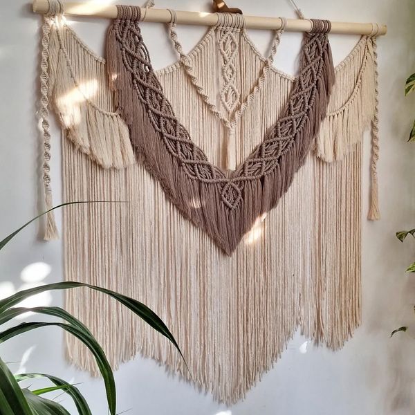 دیوار کوب‌مکرومه بافی مدل سطنتی