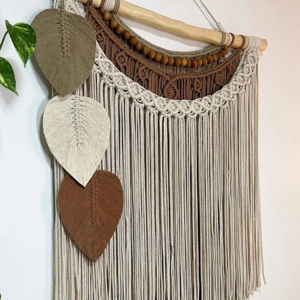 دیوار کوب مکرومه بافی مدل مهره چوبی