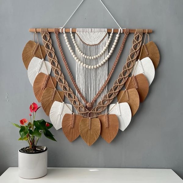 دیوار کوب‌ فاخر مکرومه بافی مدل ارکیده