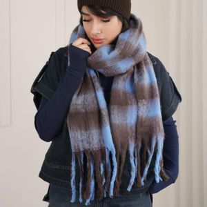 خرید آنلاین بیگ اسکارف چهارخونه پاد