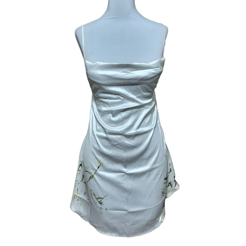 خرید اینترنتی  لباس خواب ساتن یک تکه طرح دار برند کویین