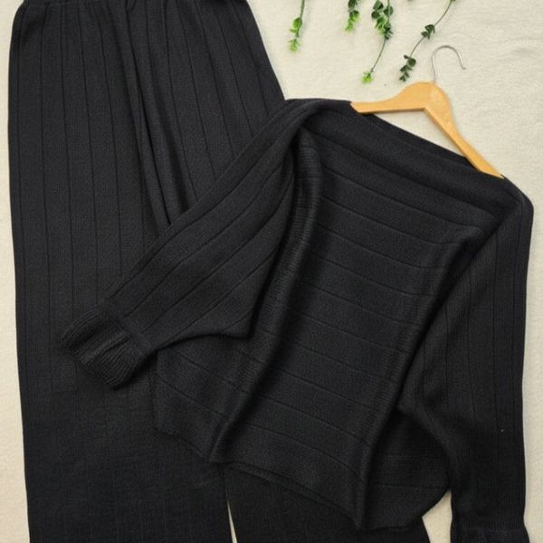 ست زنانه بافت طرح مهتاب