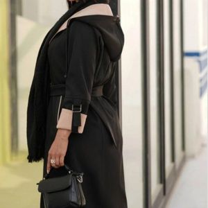 مانتو زنانه کلاهدار طرح سمانه
