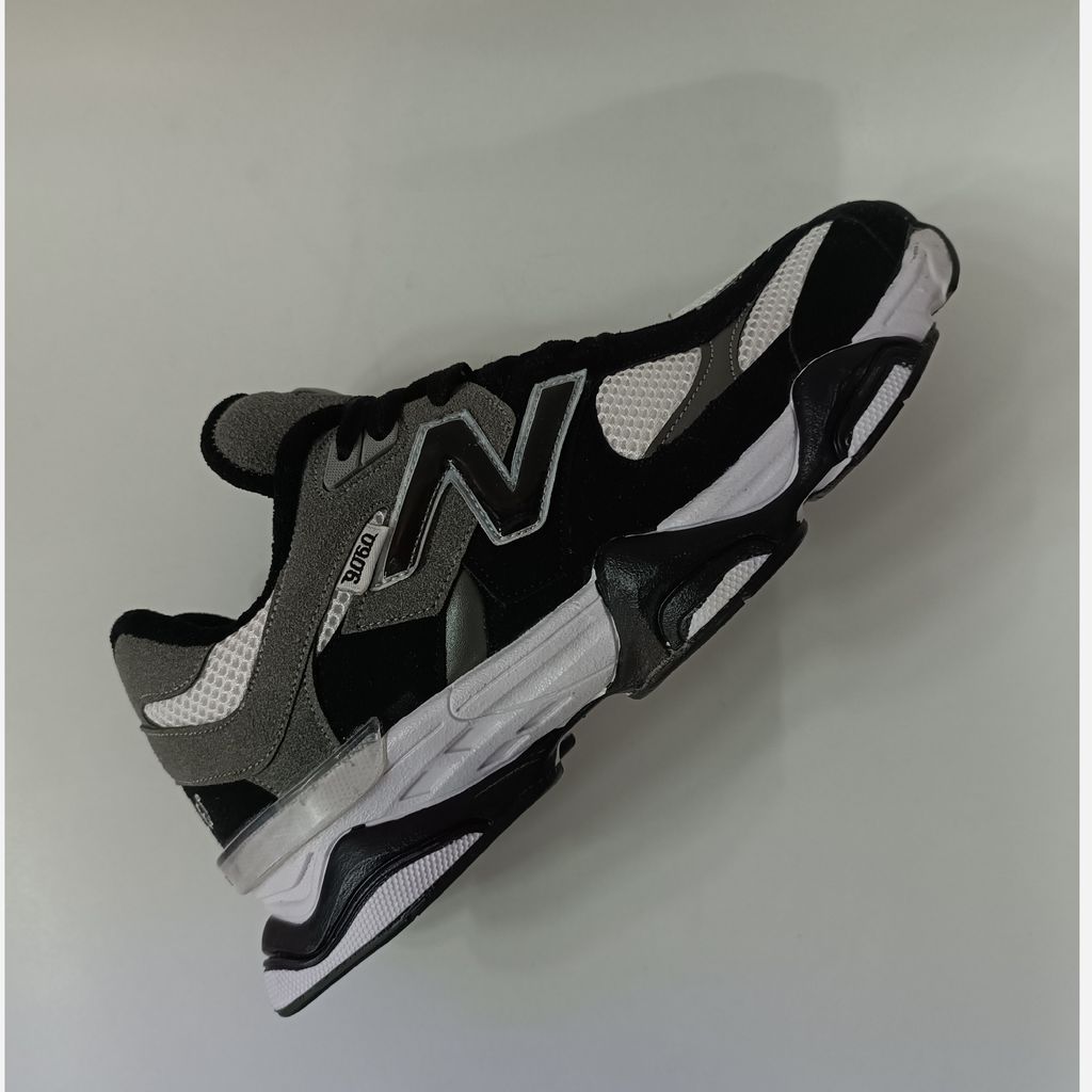 مشخصات کتونی مردانه نیوبالانس 9060 مشکی طوسی کیفیت بالا