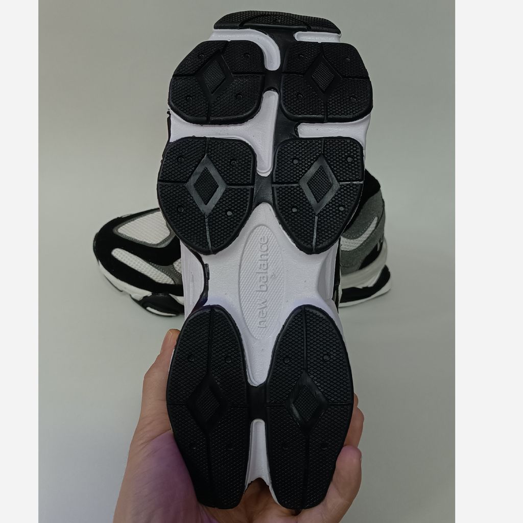 قیمت ارزان کتونی مردانه نیوبالانس 9060 مشکی طوسی کیفیت بالا