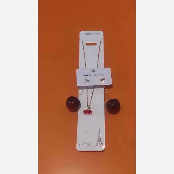 گوشواره و گردنبند آلبالو گیلاس