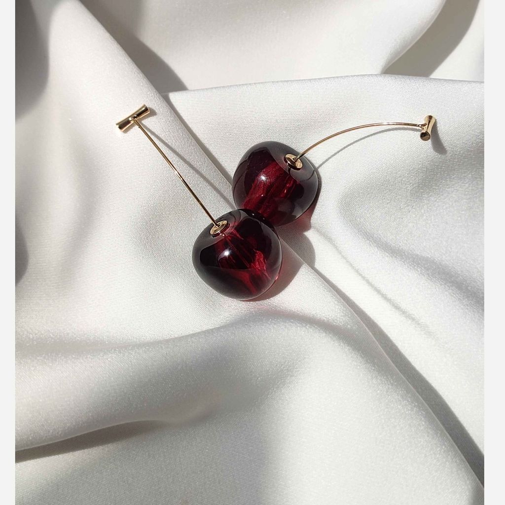 قیمت گوشواره و گردنبند آلبالو گیلاس