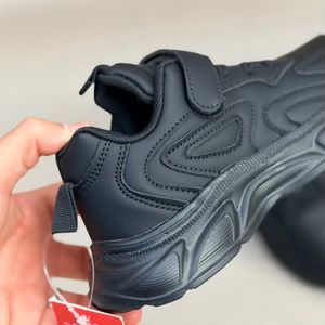 خرید اینترنتی قیمت کتونی بچگانه تمام مشکی از مورچه کد 4101001