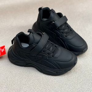 کتونی بچگانه تمام مشکی از مورچه کد 4101001