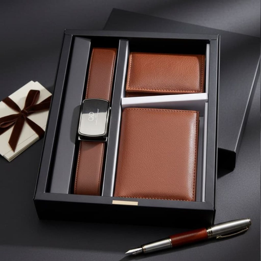 خرید انلاین ست مردانه کیف و کمربند مدل M101