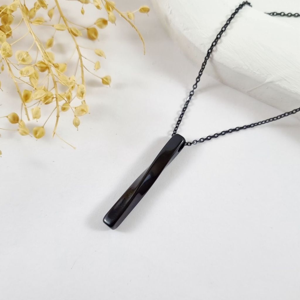 خرید آنلاین گردنبند زنانه مکعب پیچ