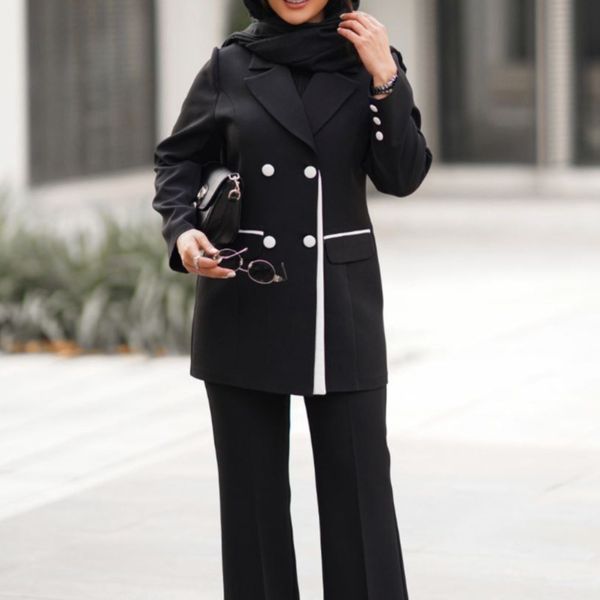 کت شلوار پرگل