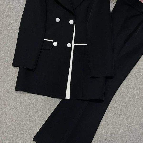 کت شلوار پرگل