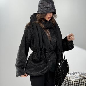 فروش اینترنتی کت خزدار کمربندی کد 120385