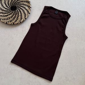 تاپ یقه گرد شکلاتی