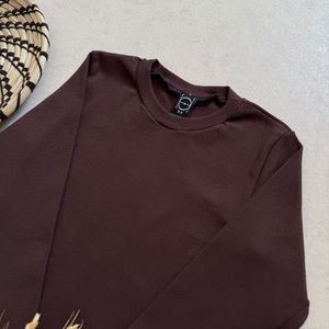 خرید اینترنتی بلوز یقه گرد شکلاتی