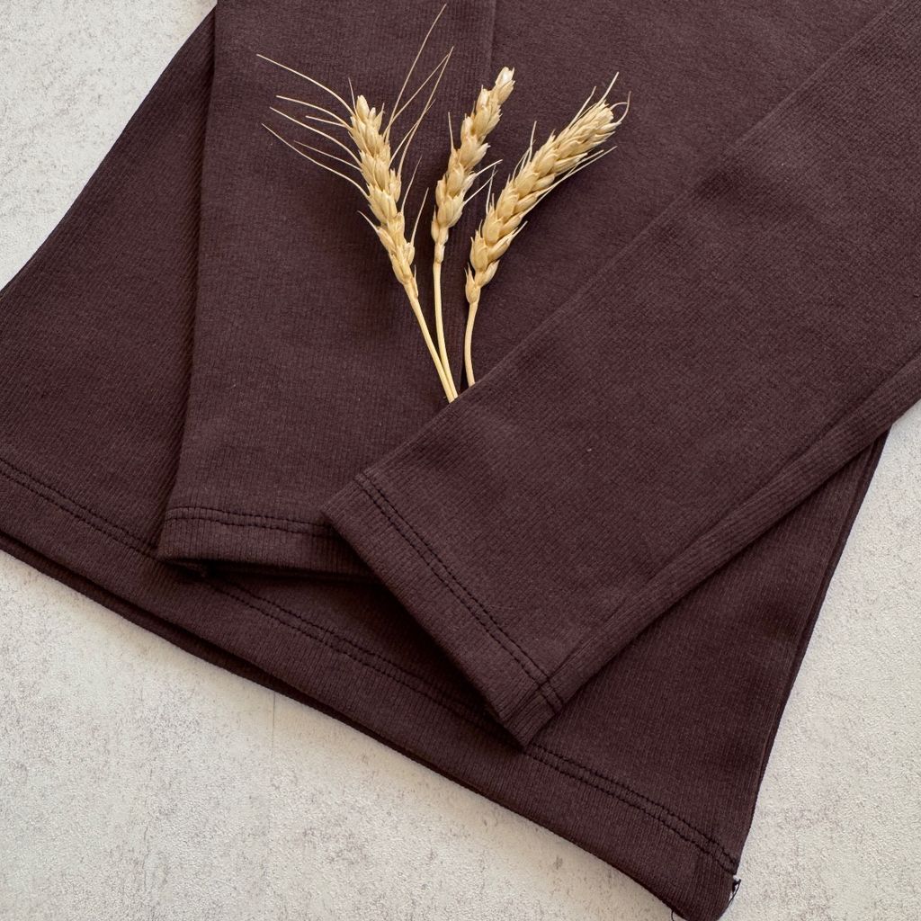 خرید اینترنتی بلوز یقه گرد شکلاتی