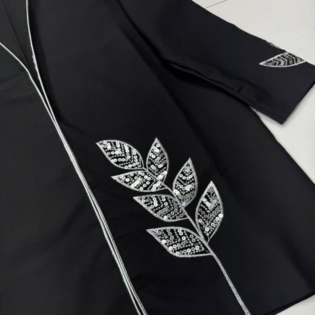 مشخصات مانتو مجلسی پولک دوزی