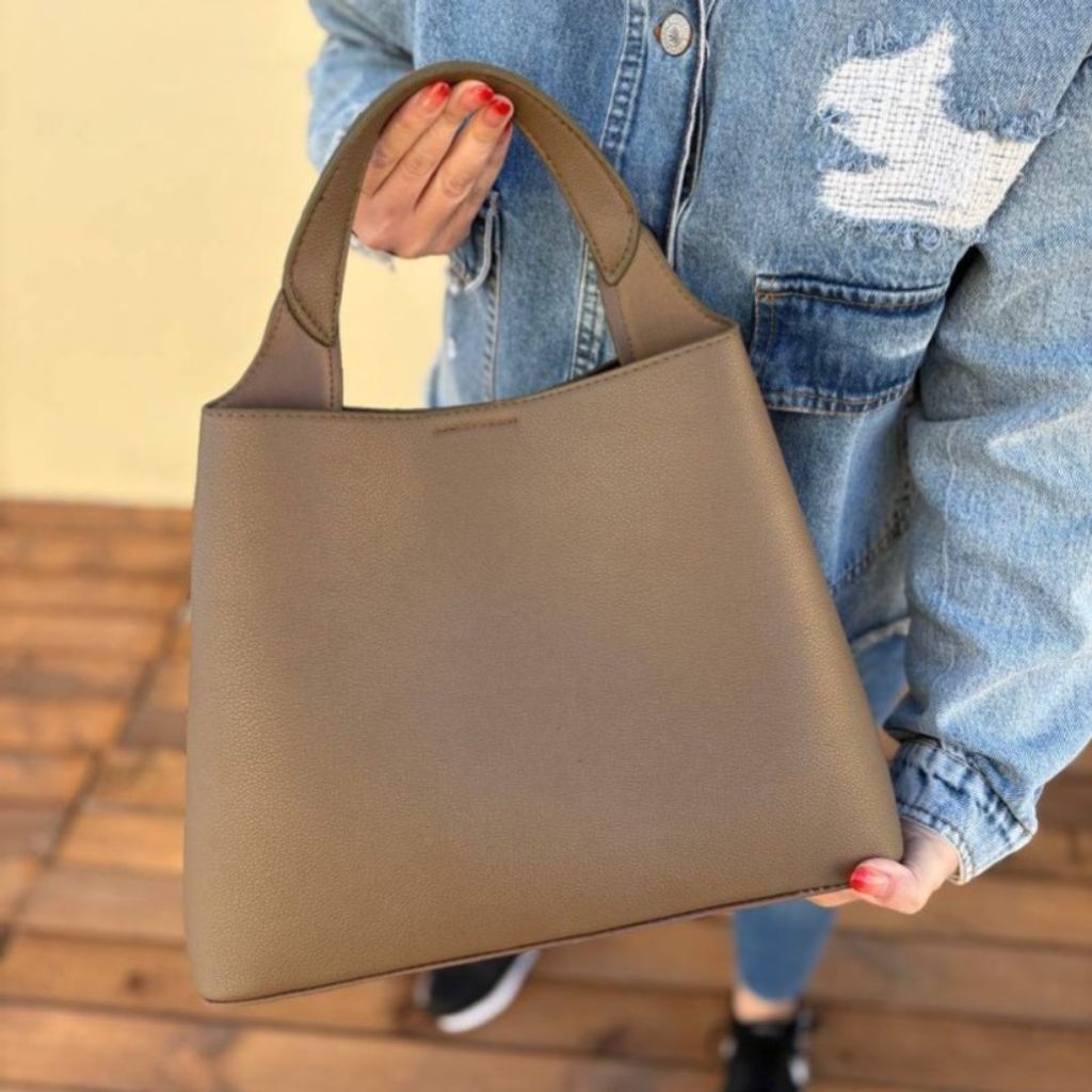 مشخصات کیف اسپرت زنانه و دخترانه مدل وستا پروانه