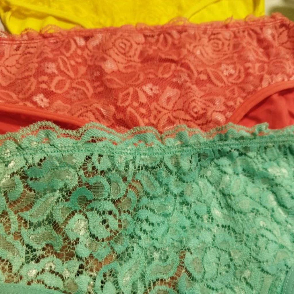 فروش اینترنتی شورت جلو توری دخترانه