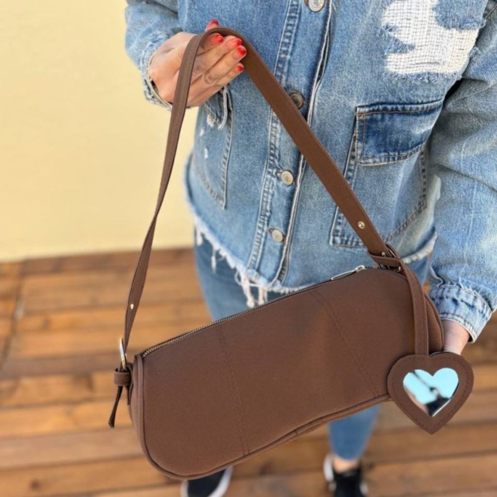 مشخصات کیف دوشی زنانه و دخترانه مدل رایانو پروانه