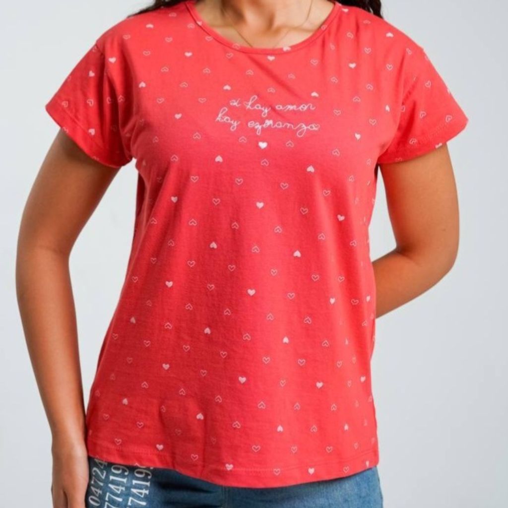 خرید اینترنتی تیشرت قلبی گلدوزی شده زنانه