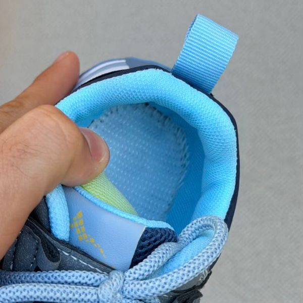 کتونی بچگانه طرح Asics از بری کیدز کد 4101702