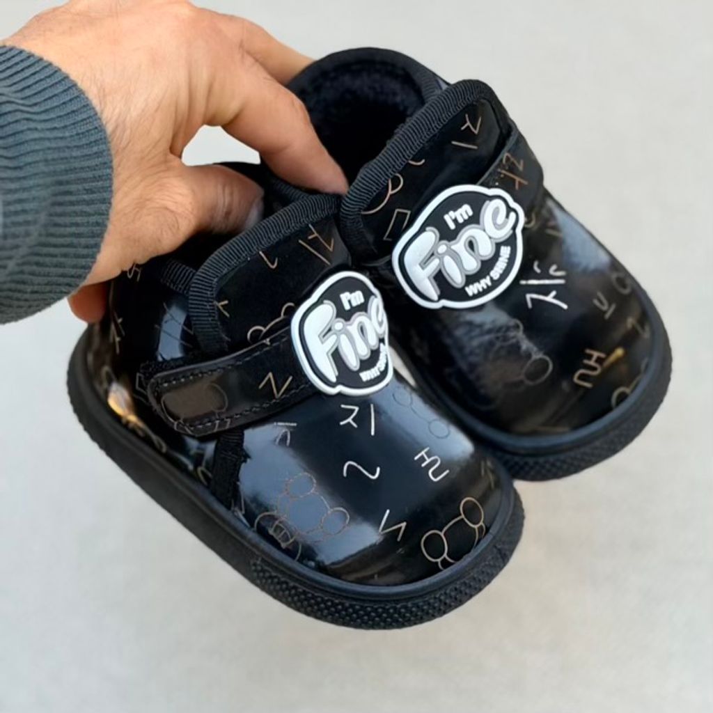 خرید اینترنتی قیمت بوت بچگانه طرح Fine از توباکو کد 4101602