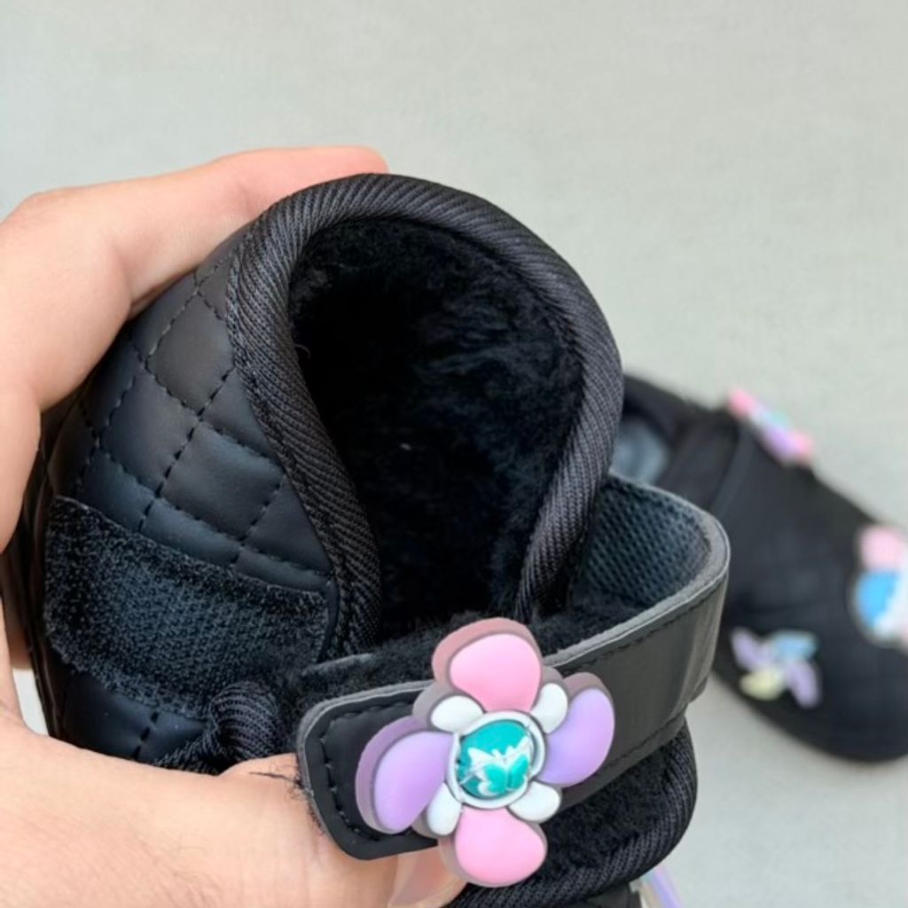 خرید اینترنتی قیمت بوت بچگانه طرح فرفره از توباکو کد 4101601