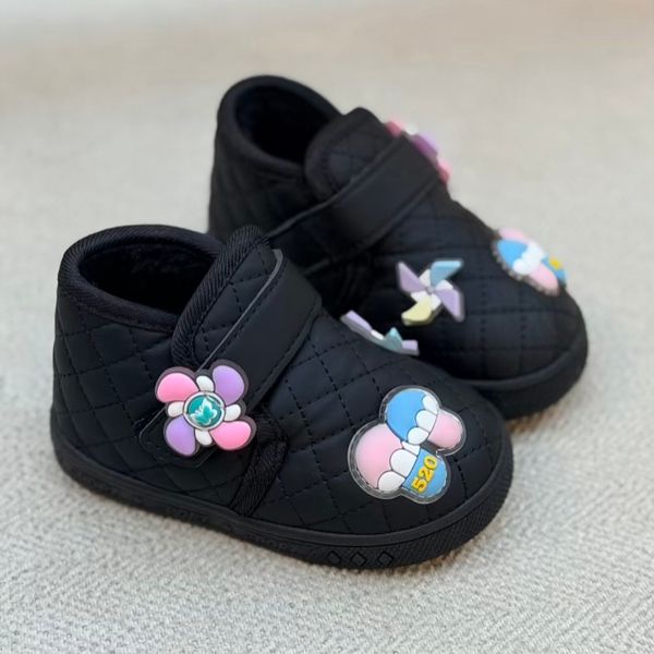 بوت بچگانه طرح فرفره از توباکو کد 4101601