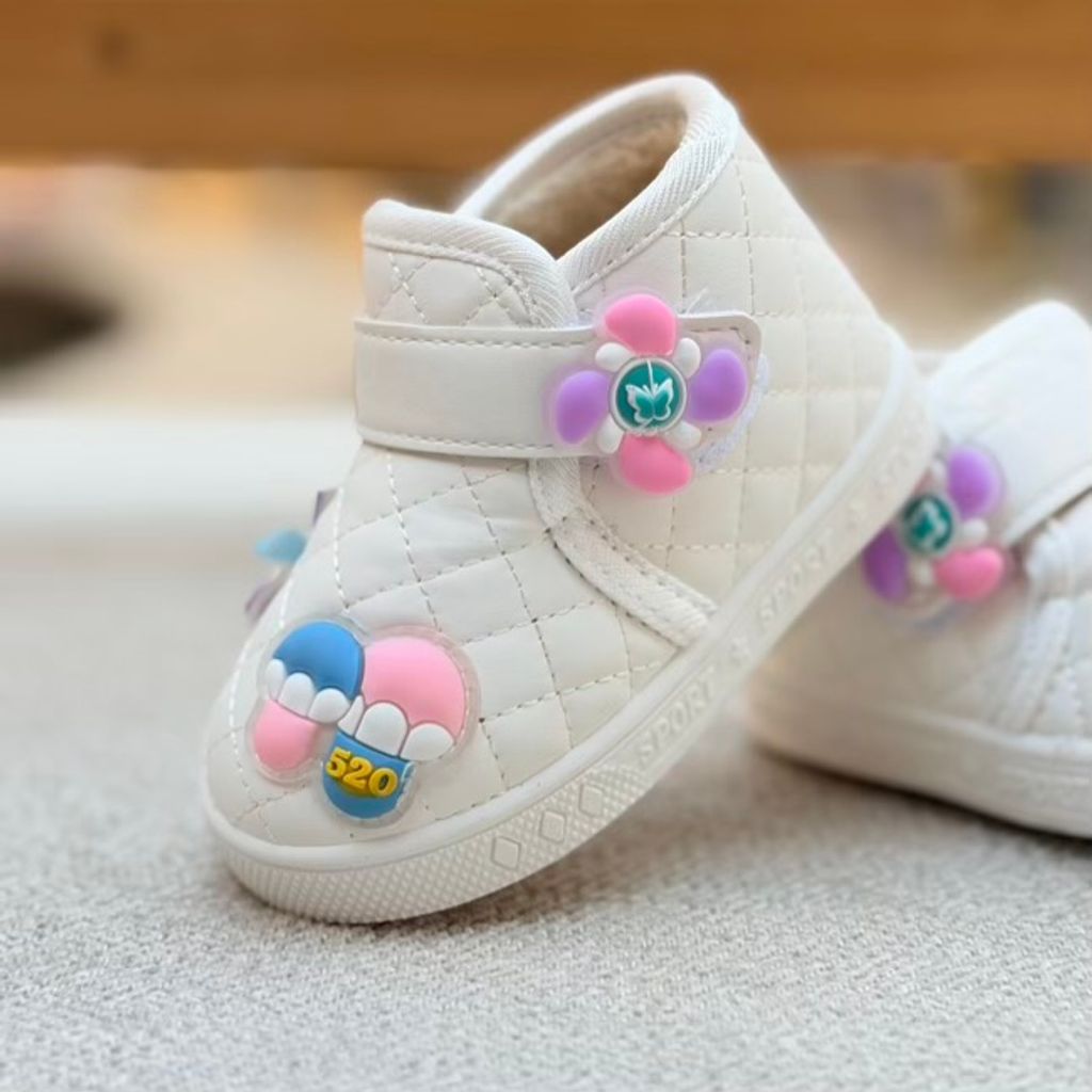 خرید اینترنتی قیمت بوت بچگانه طرح فرفره از توباکو کد 4101601