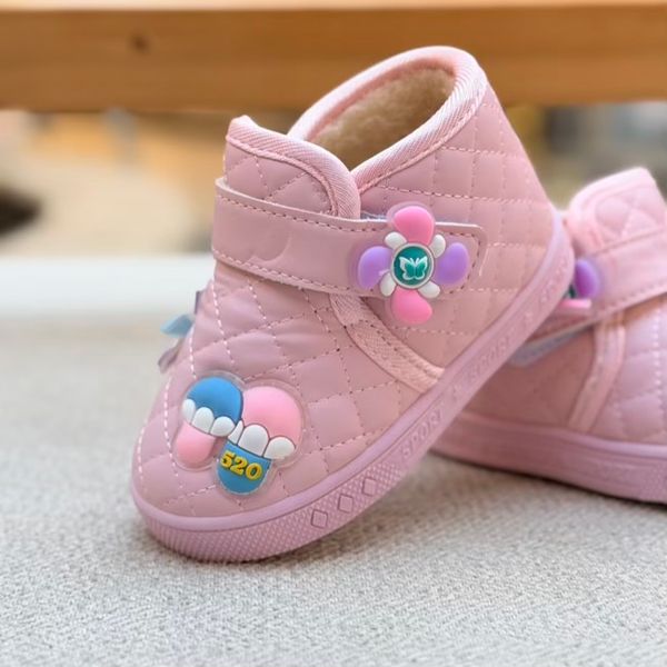 بوت بچگانه طرح فرفره از توباکو کد 4101601