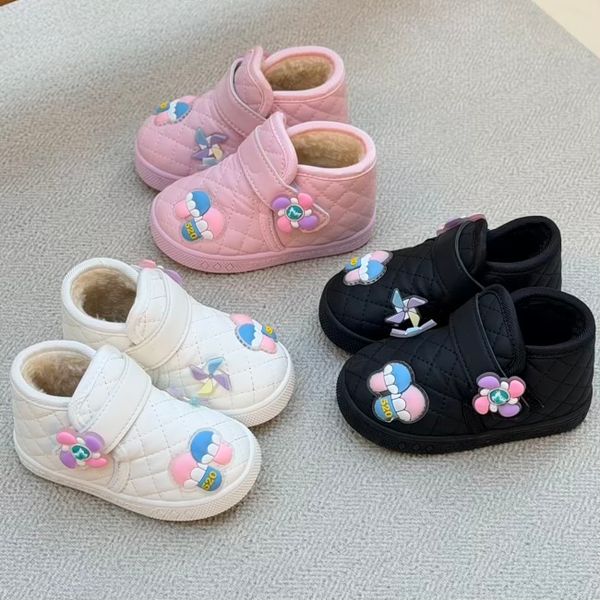 بوت بچگانه طرح فرفره از توباکو کد 4101601