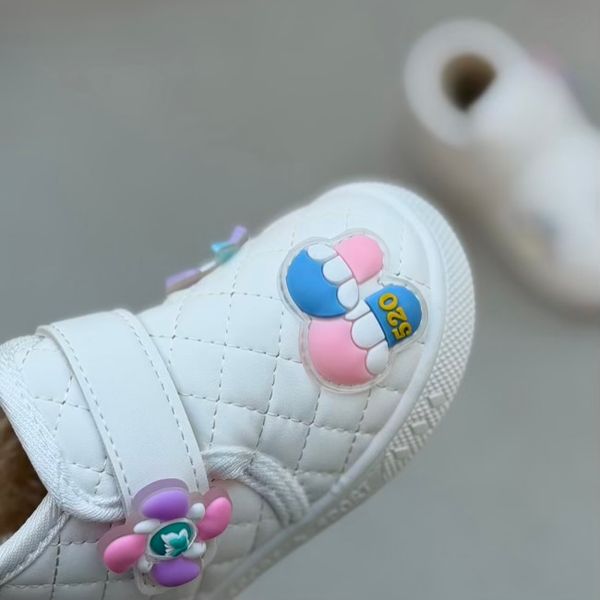 بوت بچگانه طرح فرفره از توباکو کد 4101601