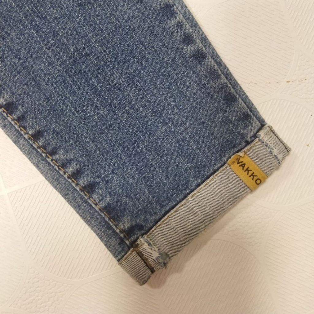 خرید اینترنتی شلوار لی مام فیت دم پا پاکتی زنانه shl6r