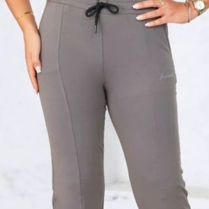 فروش اینترنتی شلوار راسته  زنانه پنبه گلکسی درجه یک