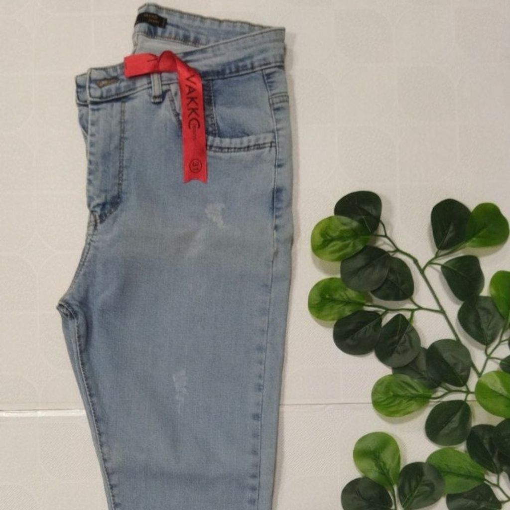 خرید انلاین شلوار لی مام فیت دخترانه shl6ry