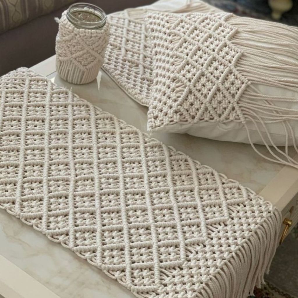 خرید آنلاین رانر دستبافت مکرومه طرح،،چشم نواز،،