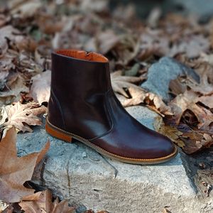 خرید اینترنتی نیم بوت زنانه چرم طبیعی مدل ناتالی کلاسیک قهوه ای