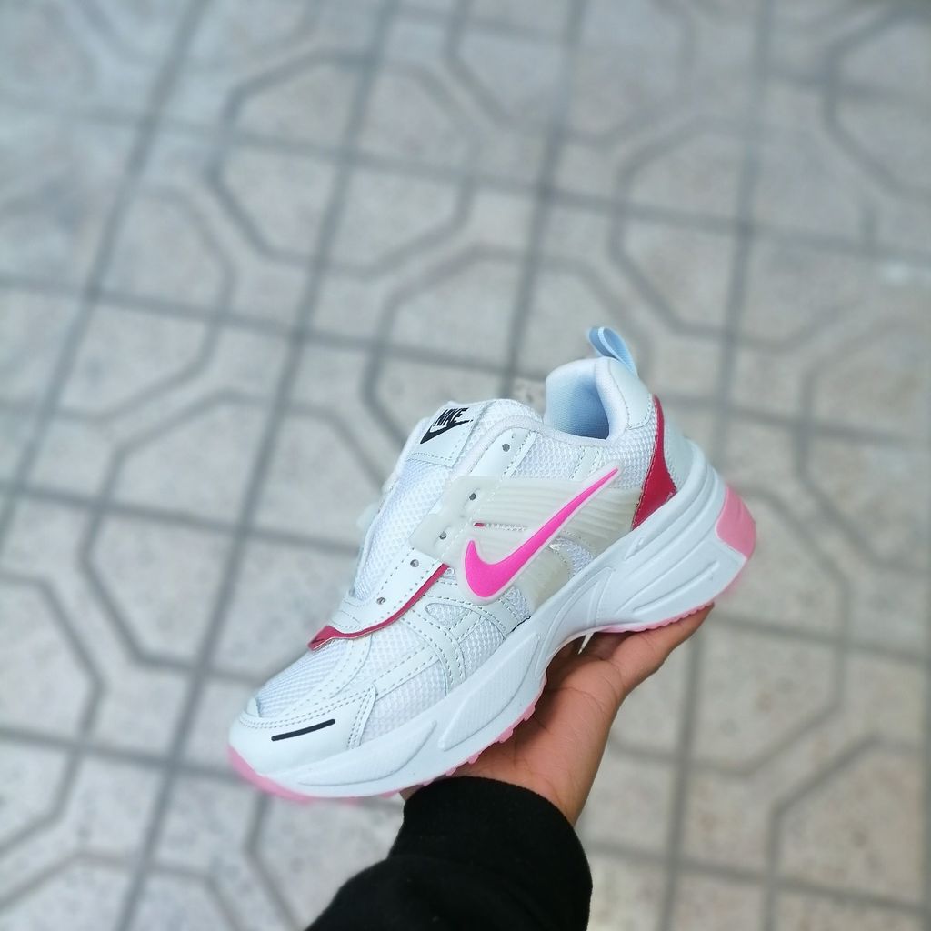 قیمت کفش اسپرت زنانه و دخترانه برند vtky