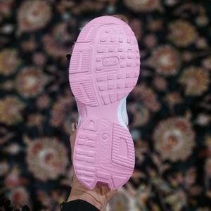 خرید اینترنتی کفش اسپرت برند اصل V2K ویتوکی ترند سال سایز 37 تا 40